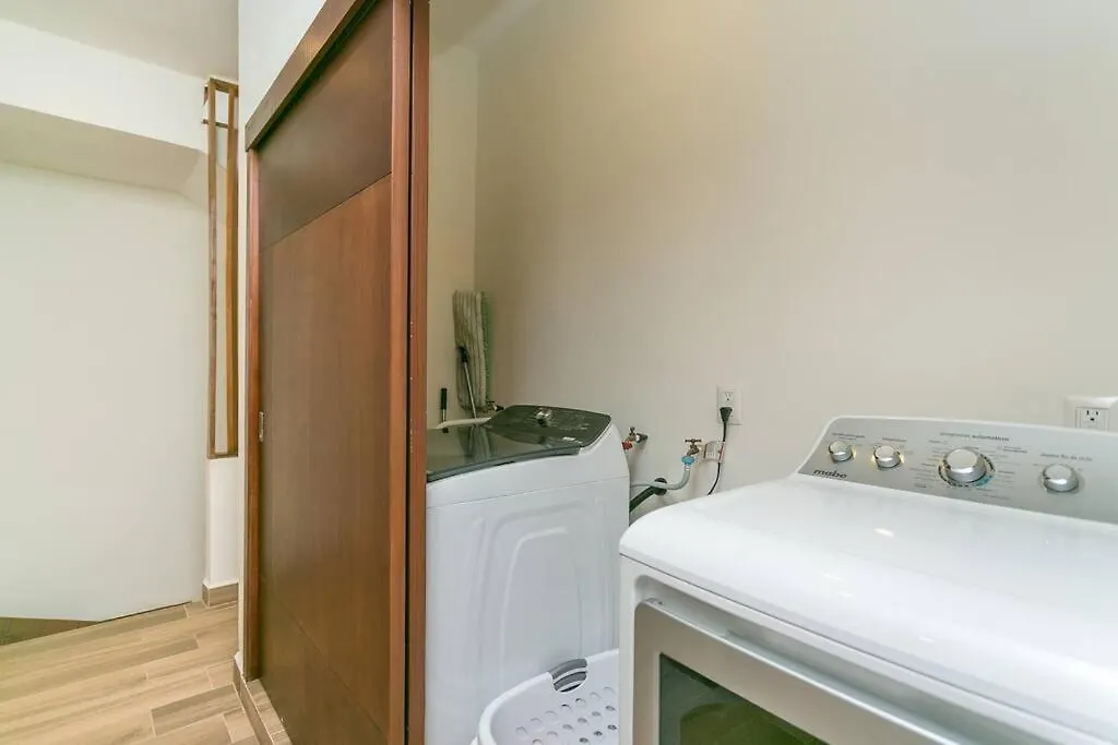 신데 델 카르멘 Amplia Casa Con Amenidades 아파트
